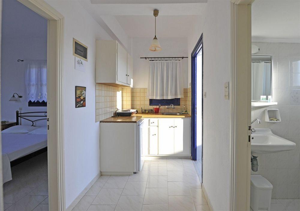 Arokaria Dreams Apartments Науса Екстериор снимка