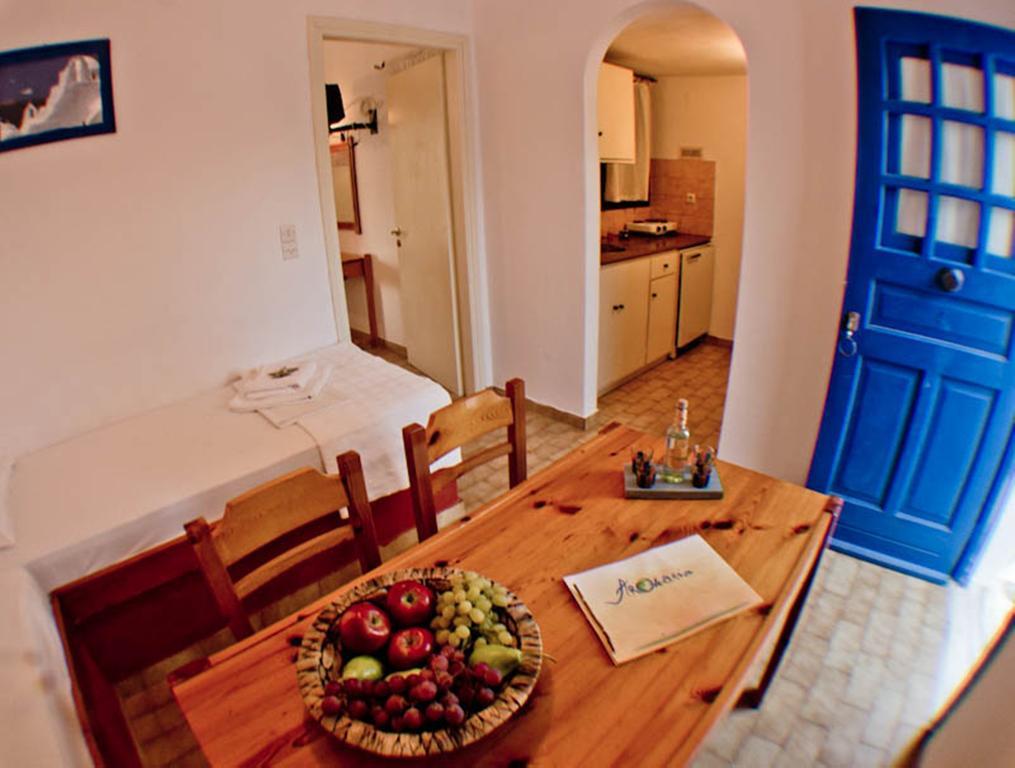 Arokaria Dreams Apartments Науса Екстериор снимка