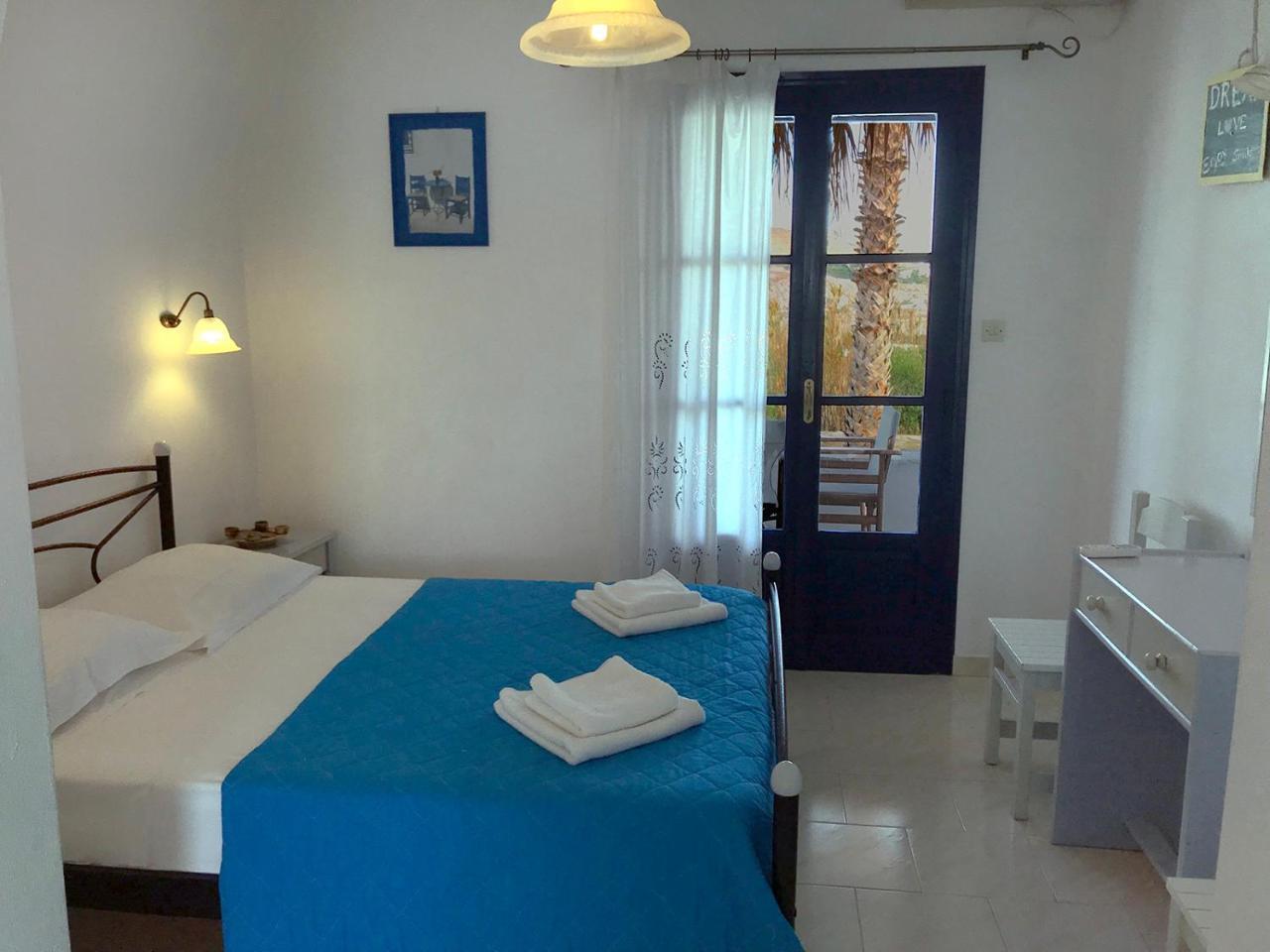 Arokaria Dreams Apartments Науса Екстериор снимка